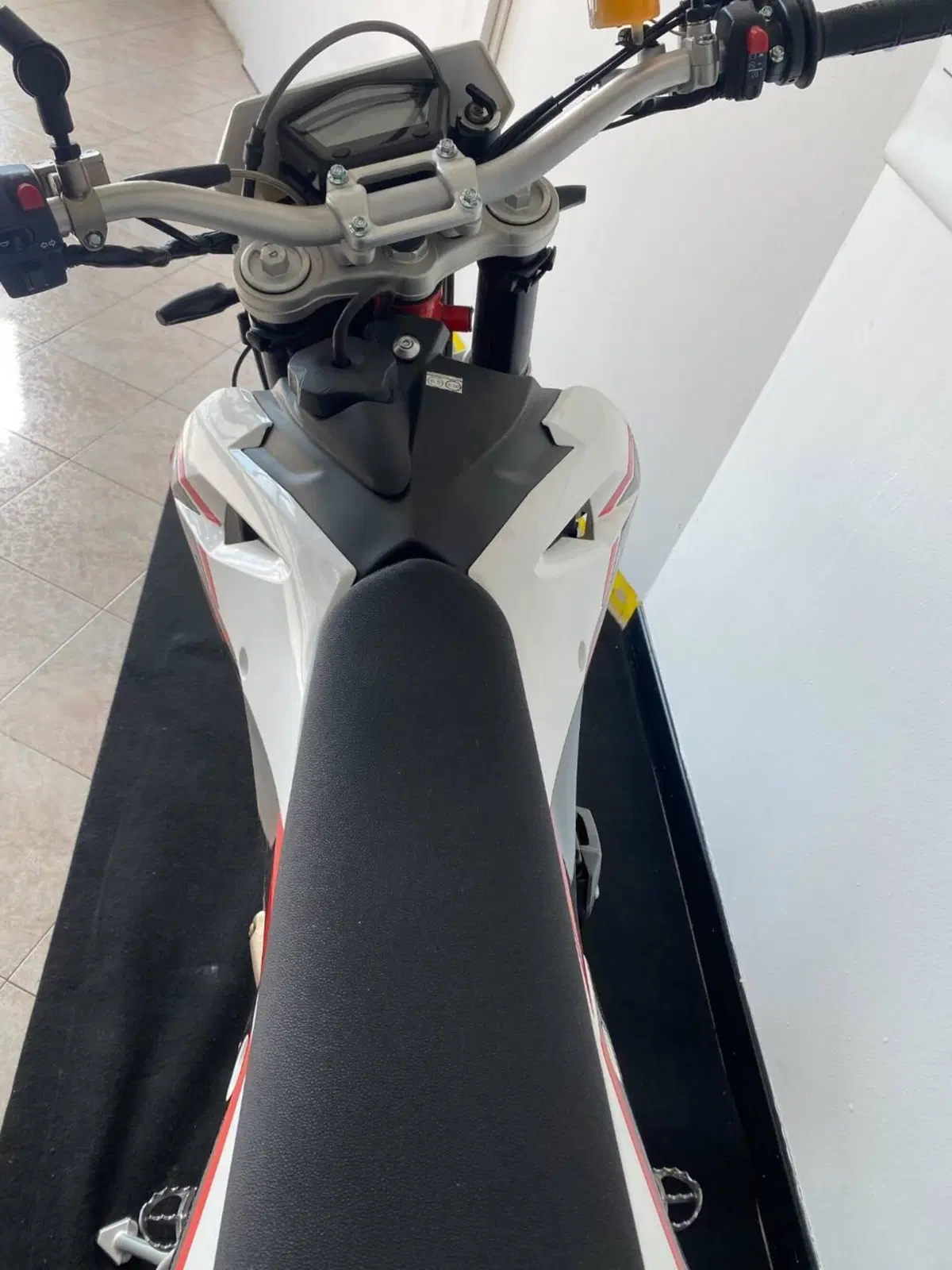 Swm SM 500 R (2025 - 26) (9)