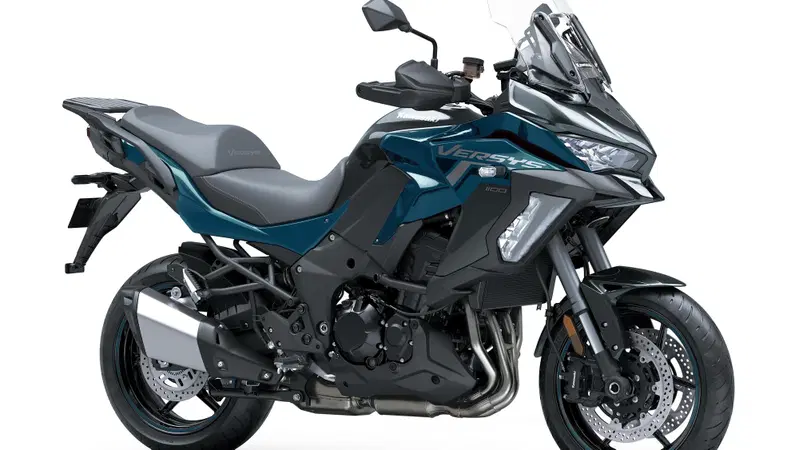Tre nuove colorazioni per Kawasaki Versys 1100 MY27