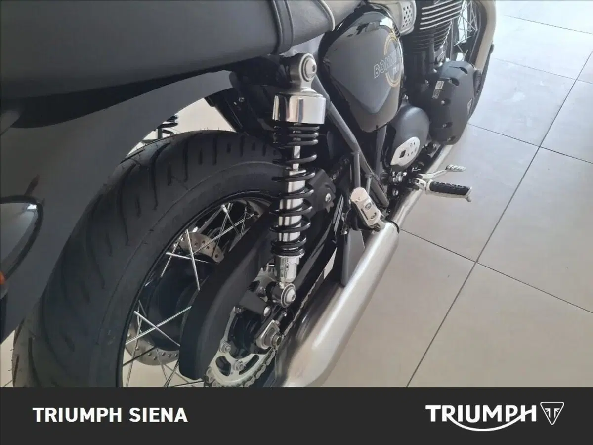 Triumph Bonneville T100 (2026) (7)