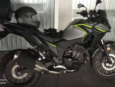 Kawasaki Versys-X 300 Urban (2020) usata