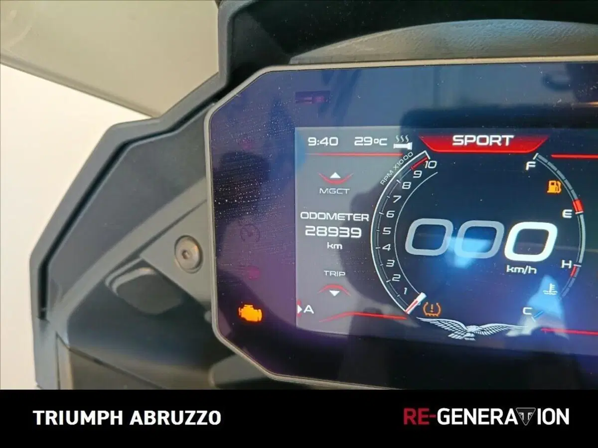 Moto Guzzi V100 Mandello S (2022 - 24) (5)