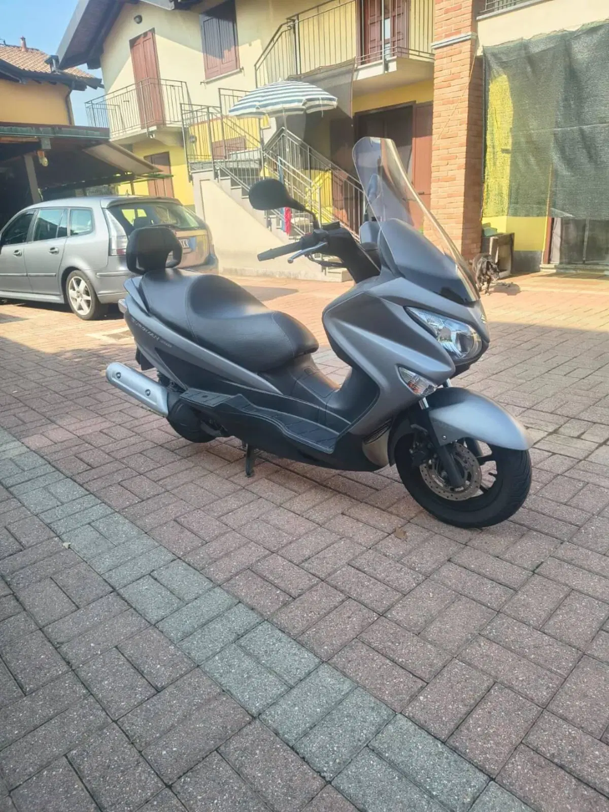 Suzuki Burgman UH 200 (2017 - 20) (2)