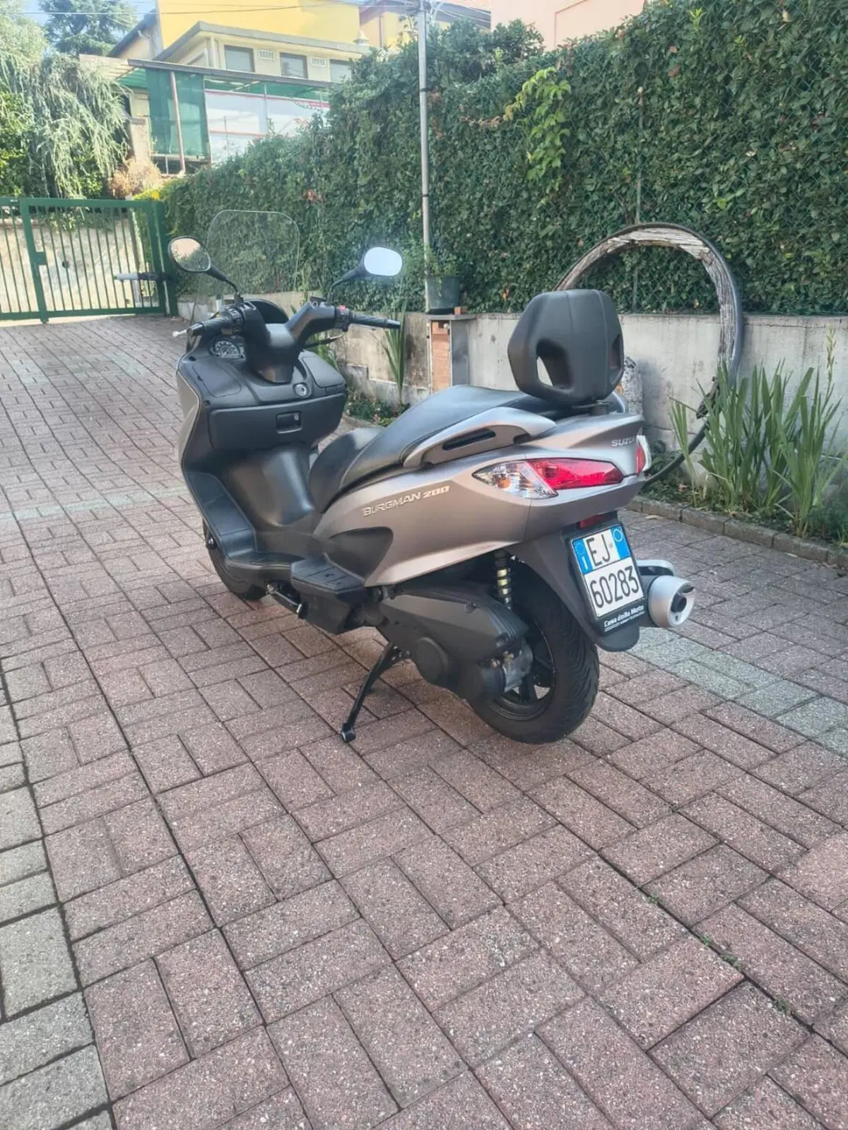 Suzuki Burgman UH 200 (2017 - 20) (4)