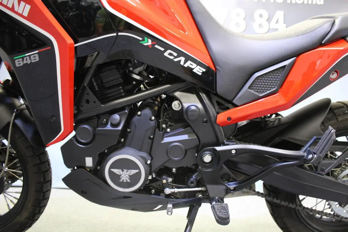 Moto Morini X-Cape 650 (2021 - 26) (16)