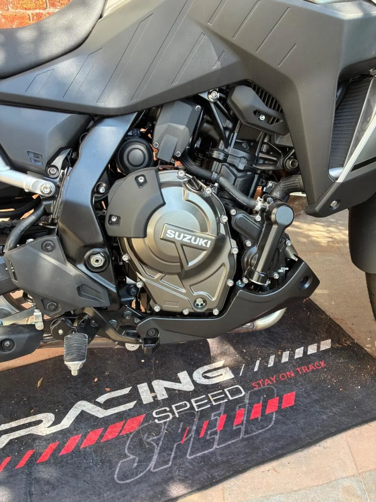 Suzuki V-Strom 800SE (2025 - 26) (3)
