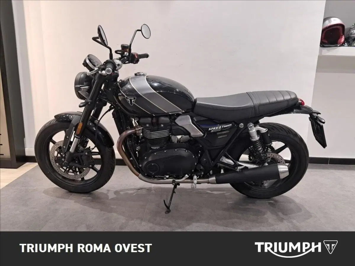 Triumph Speed Twin 900 (2025 - 26) (9)