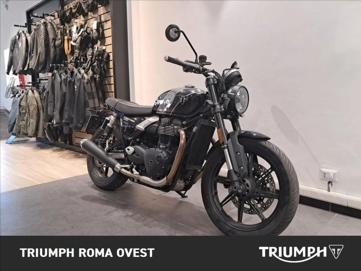 Triumph Speed Twin 900 (2025 - 26) (4)