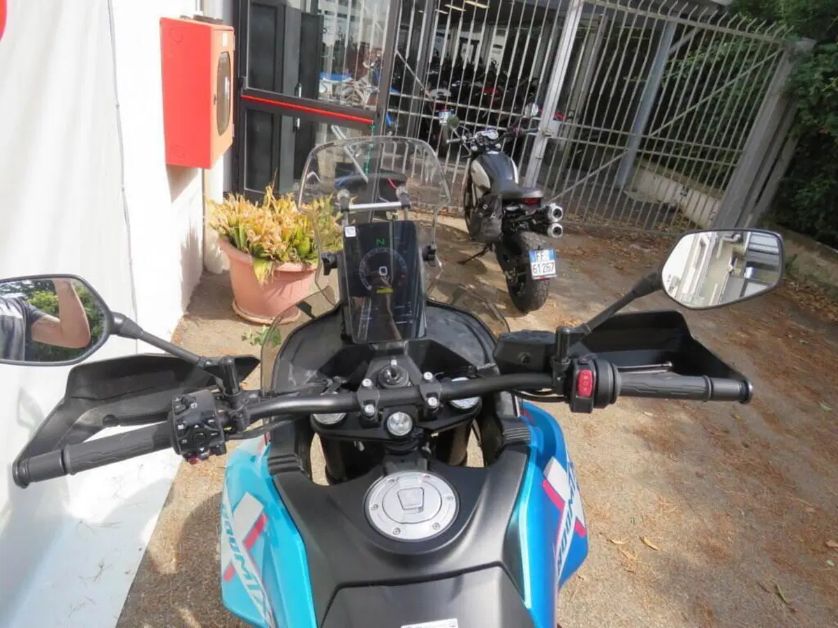 CFMOTO 800MT Sport (2022 - 26) (9)