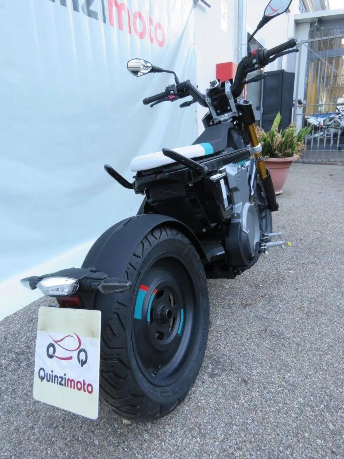 Bmw CE 02 AM (2024 - 26) (15)