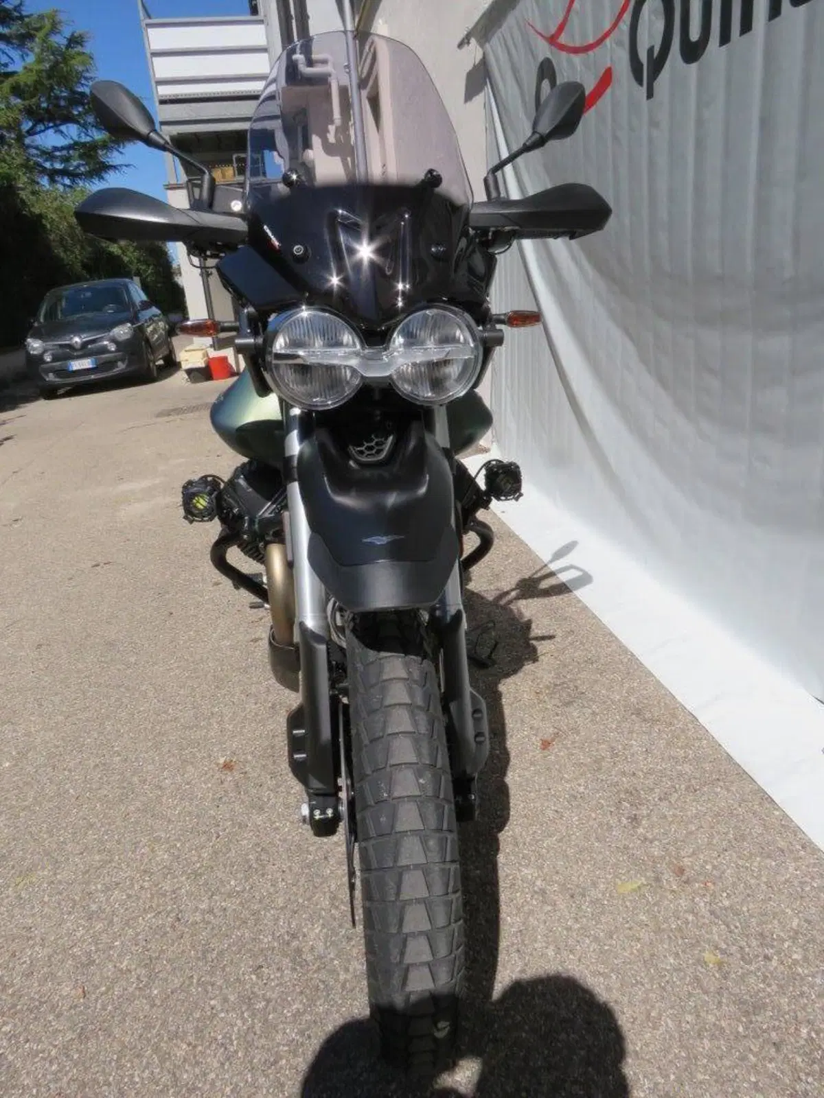 Moto Guzzi V85 TT (2021 - 23) (7)