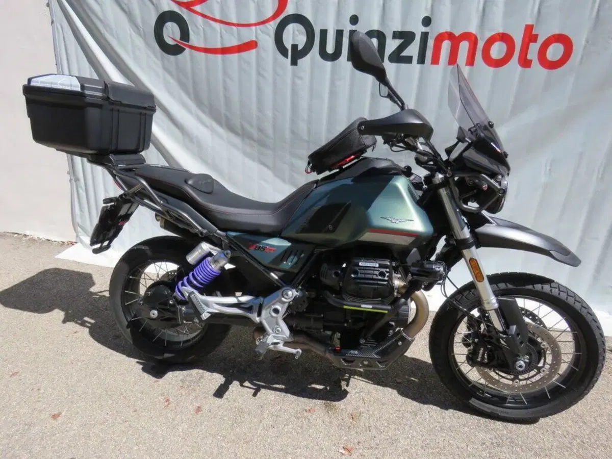 Moto Guzzi V85 TT (2021 - 23) (2)