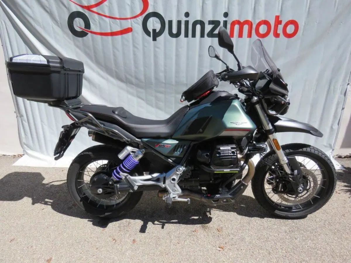 Moto Guzzi V85 TT (2021 - 23) (3)