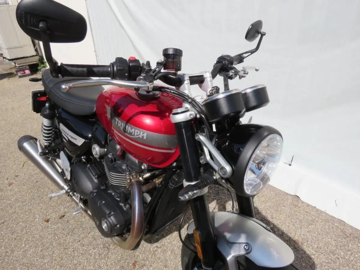 Triumph Speed Twin 1200 (2021 - 24) (14)