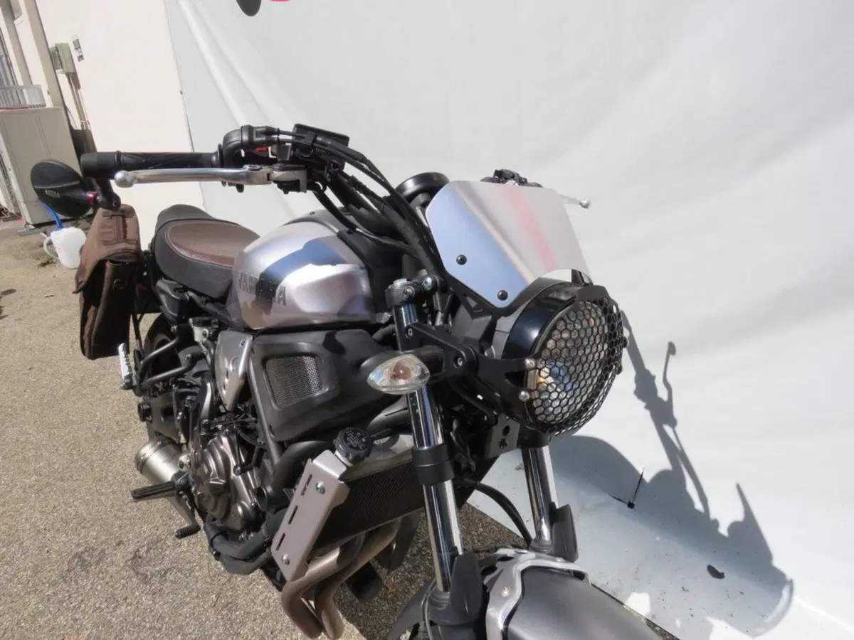 Yamaha XSR 700 ABS 60th Anniversary (2016 - 18) (9)