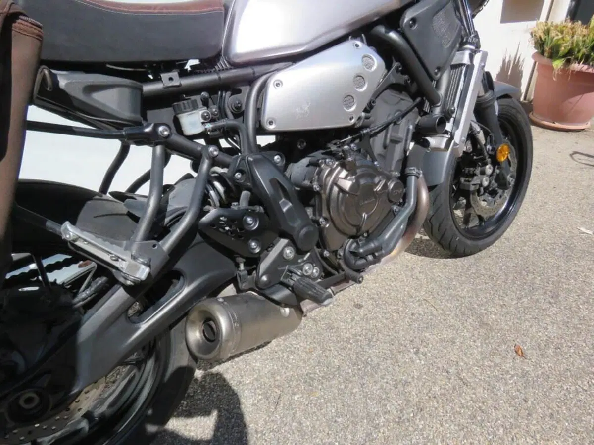 Yamaha XSR 700 ABS 60th Anniversary (2016 - 18) (10)