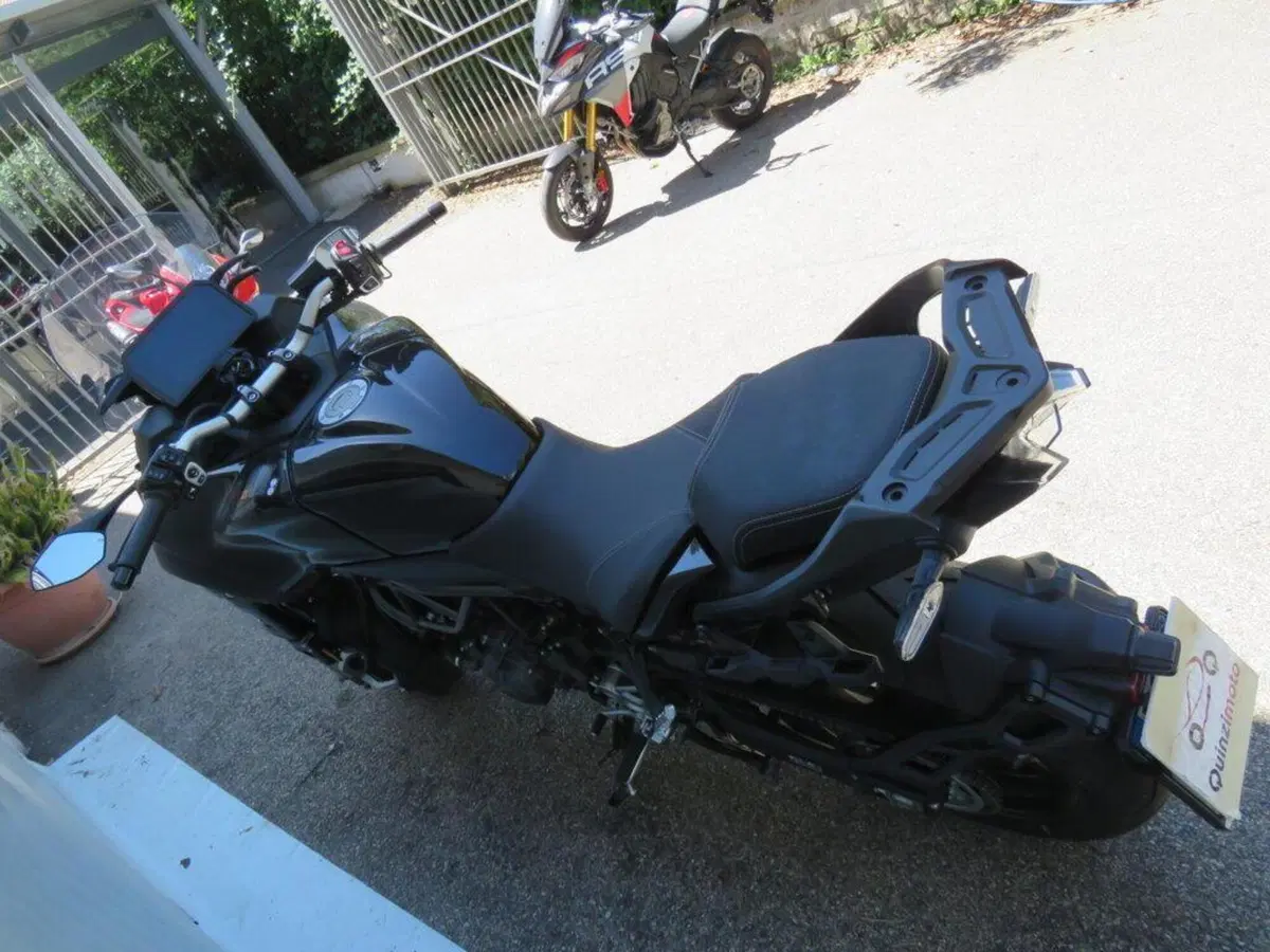 Yamaha Niken 890 GT (2023 - 26) (5)