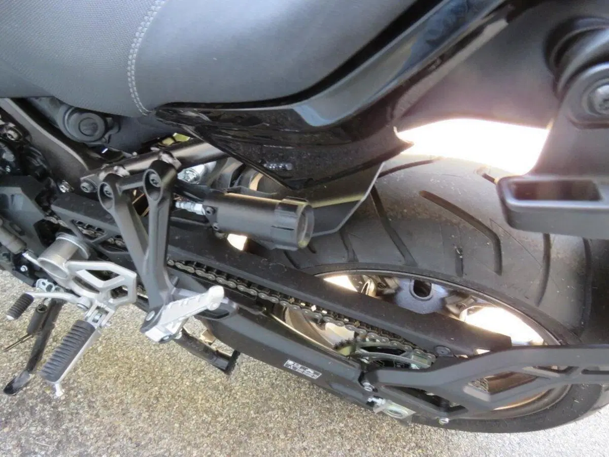 Yamaha Niken 890 GT (2023 - 26) (15)