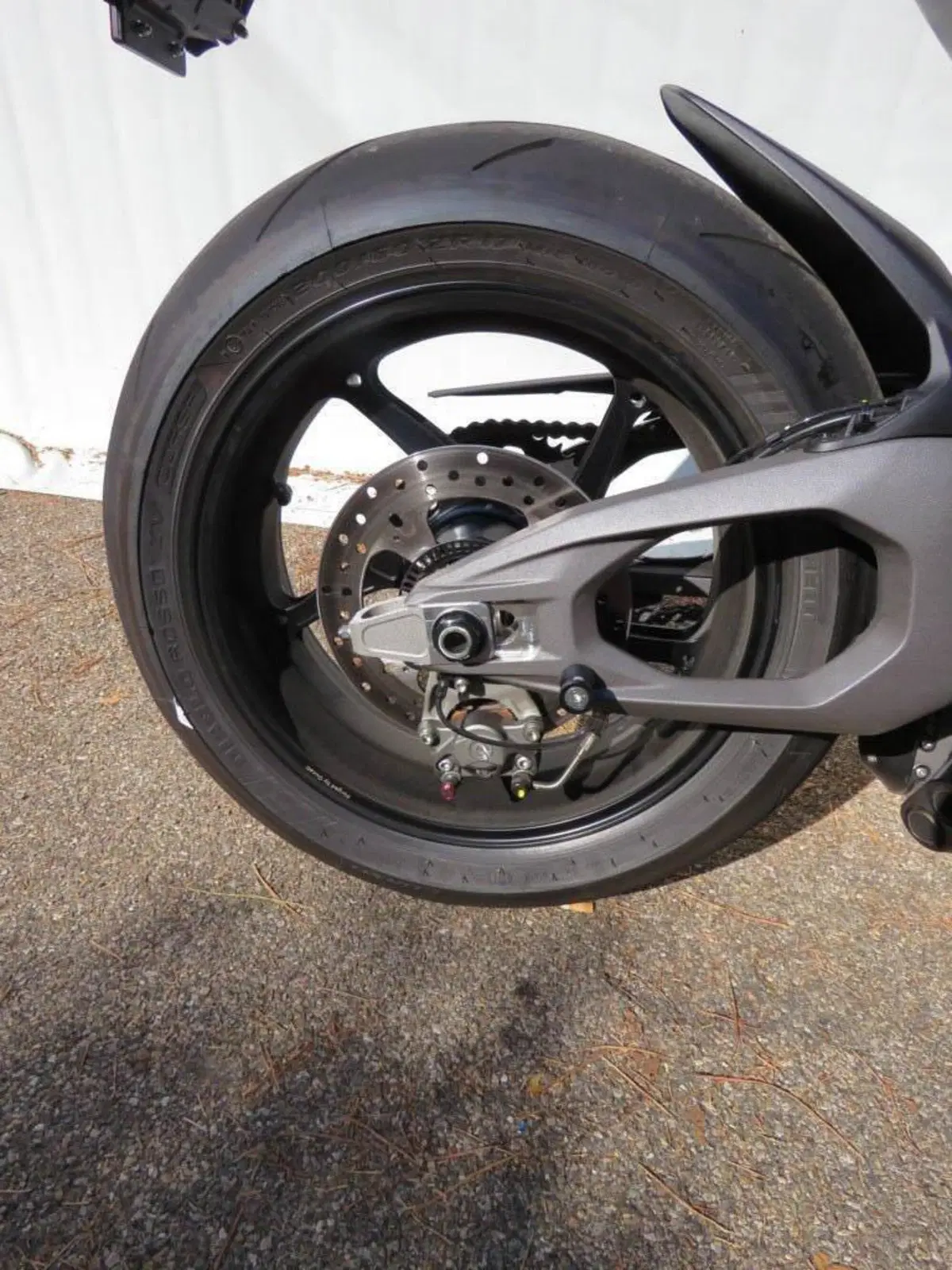 Ducati Streetfighter V4 1100 S (2021 - 22) (6)