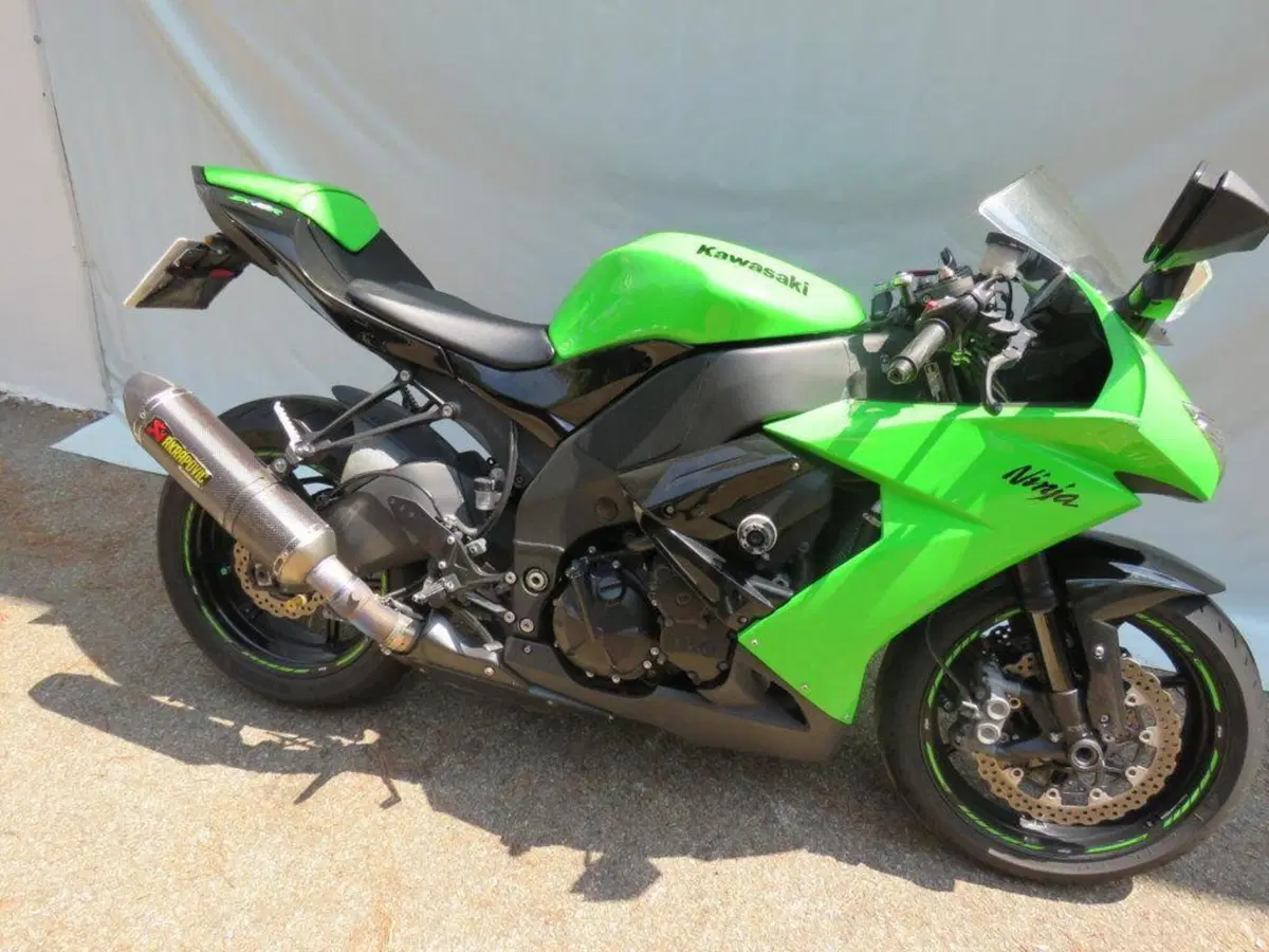 Kawasaki Ninja 1000 ZX-10R (2010 - 11) (2)
