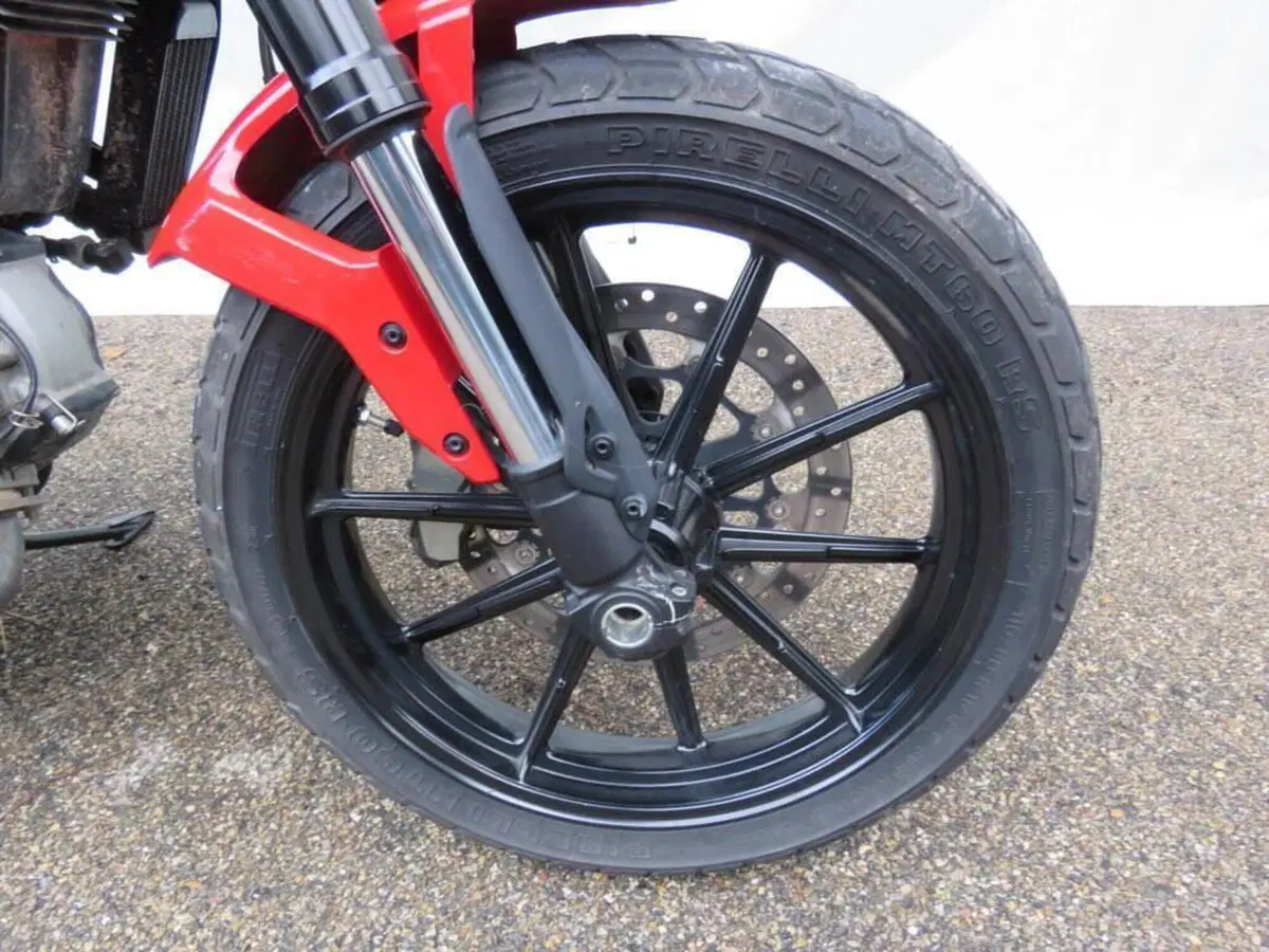 Ducati Scrambler 800 Flat Track Pro (2016 - 17) (4)