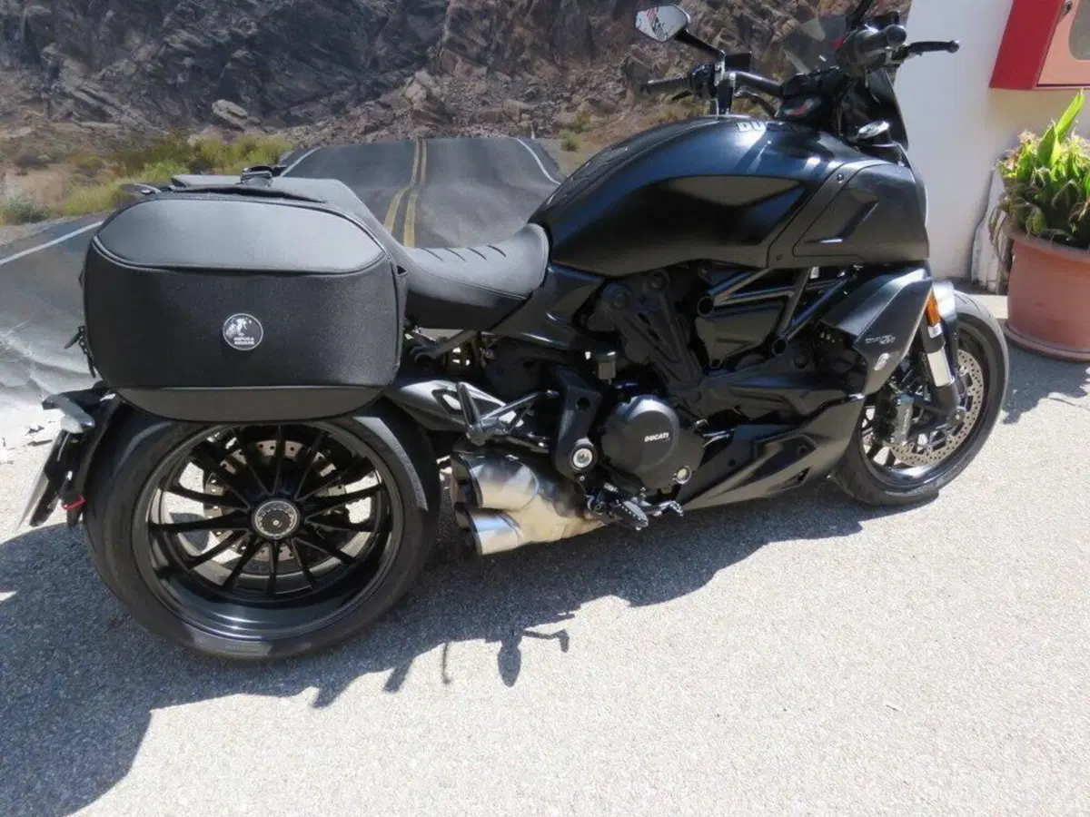 Ducati Diavel 1260 S (2019 - 20) (2)