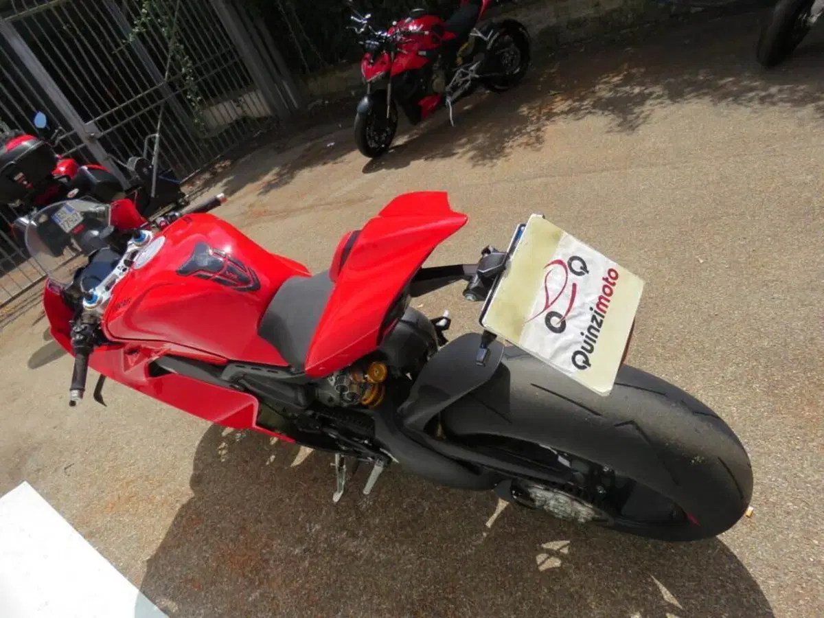 Ducati Panigale V4 S (2022 - 24) (5)