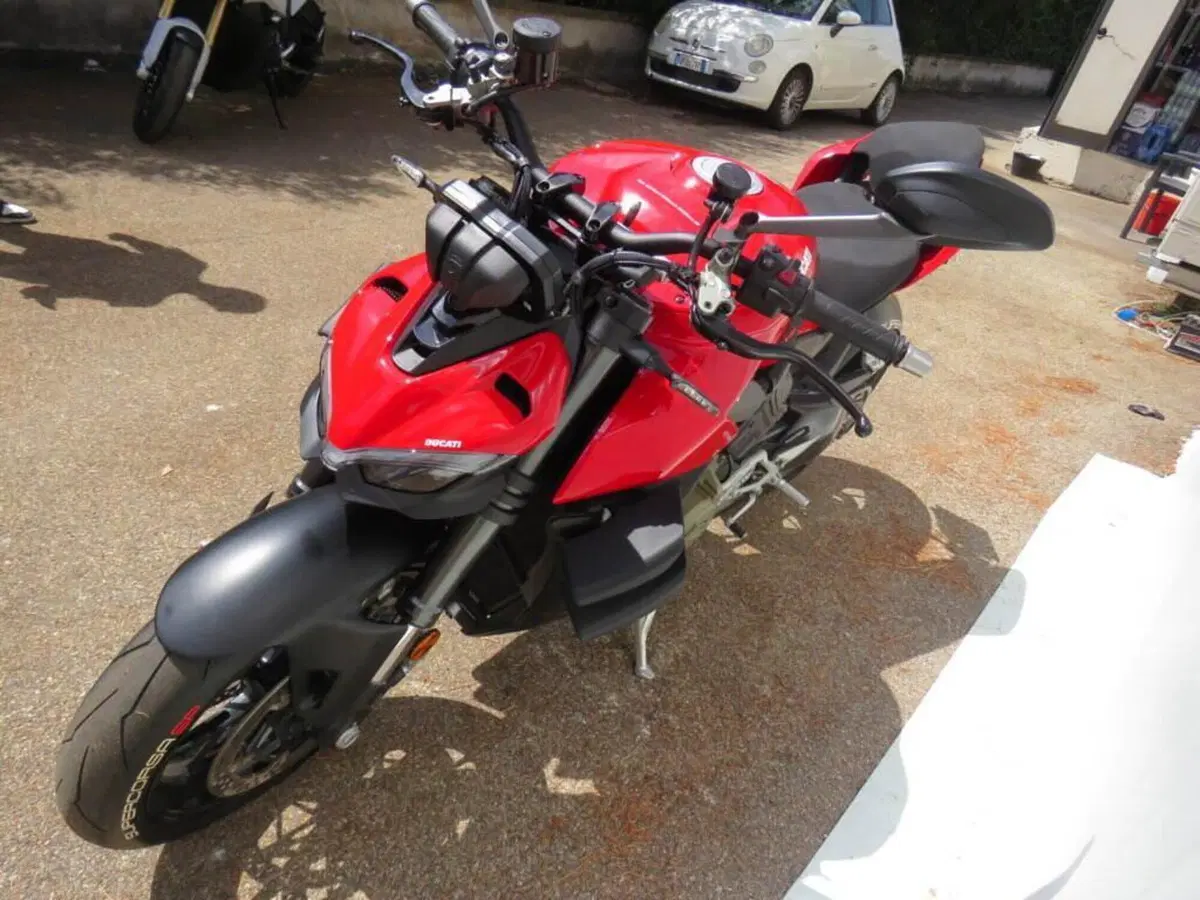 Ducati Streetfighter V4 1100 (2020) (5)