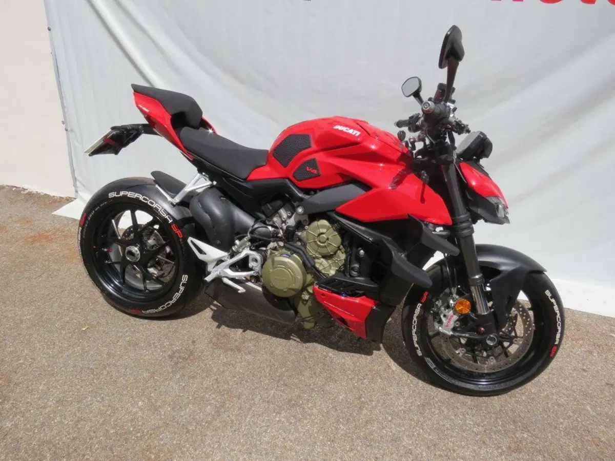 Ducati Streetfighter V4 1100 (2020) (2)