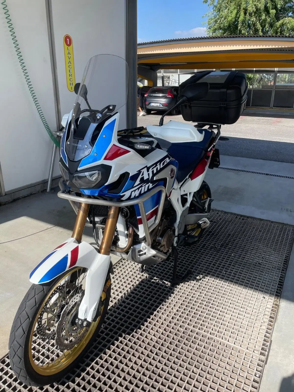 Honda Africa Twin CRF 1000L Adventure Sports DCT (2018 - 19) (4)