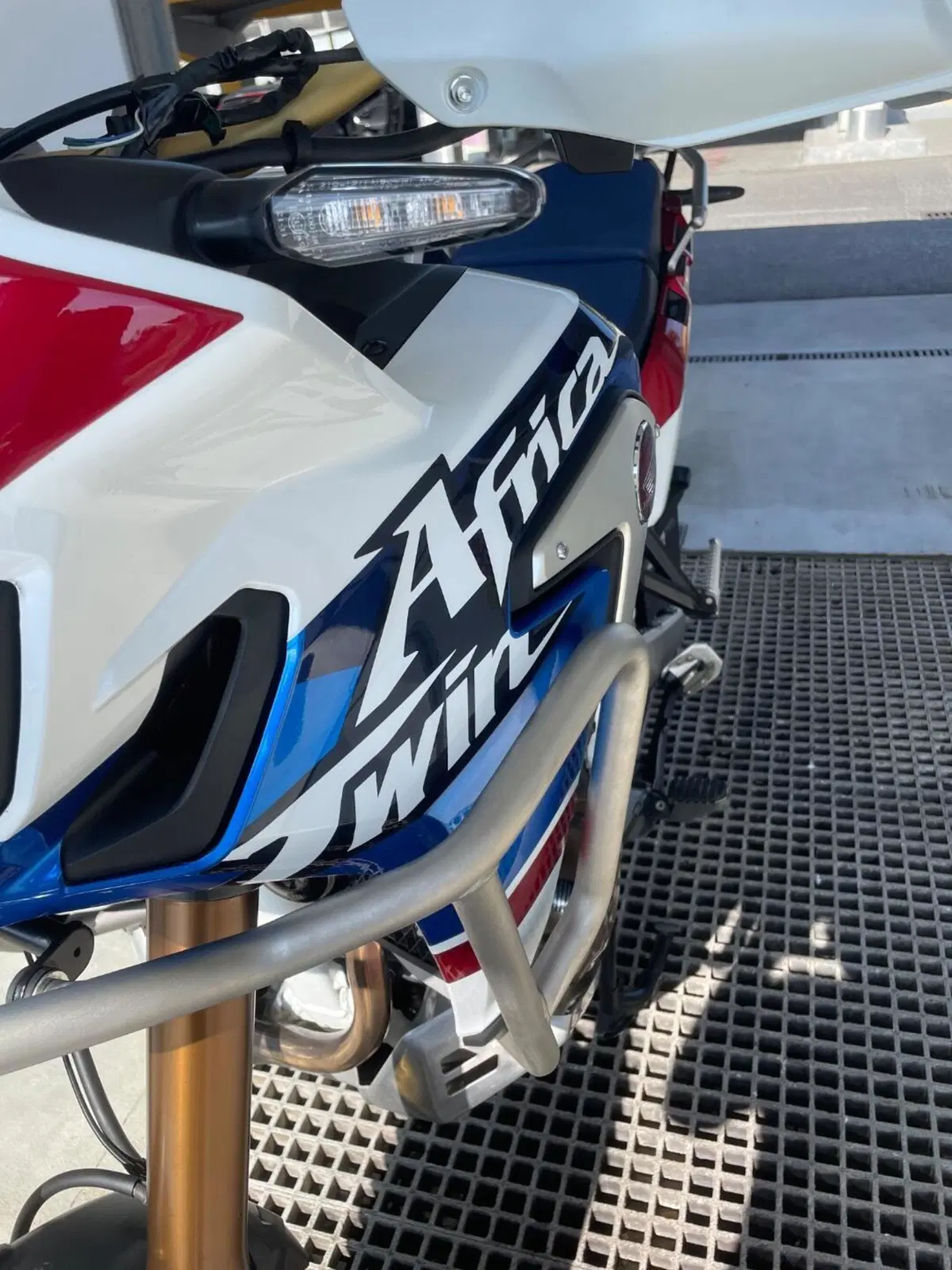 Honda Africa Twin CRF 1000L Adventure Sports DCT (2018 - 19) (7)