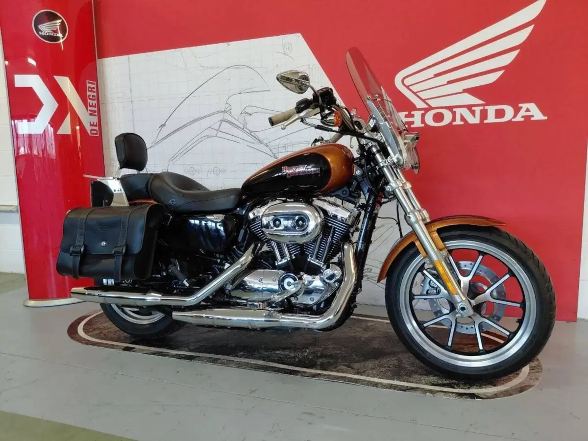 Harley-Davidson 1200 SuperLow (2014 - 16) - XL 1200T (4)