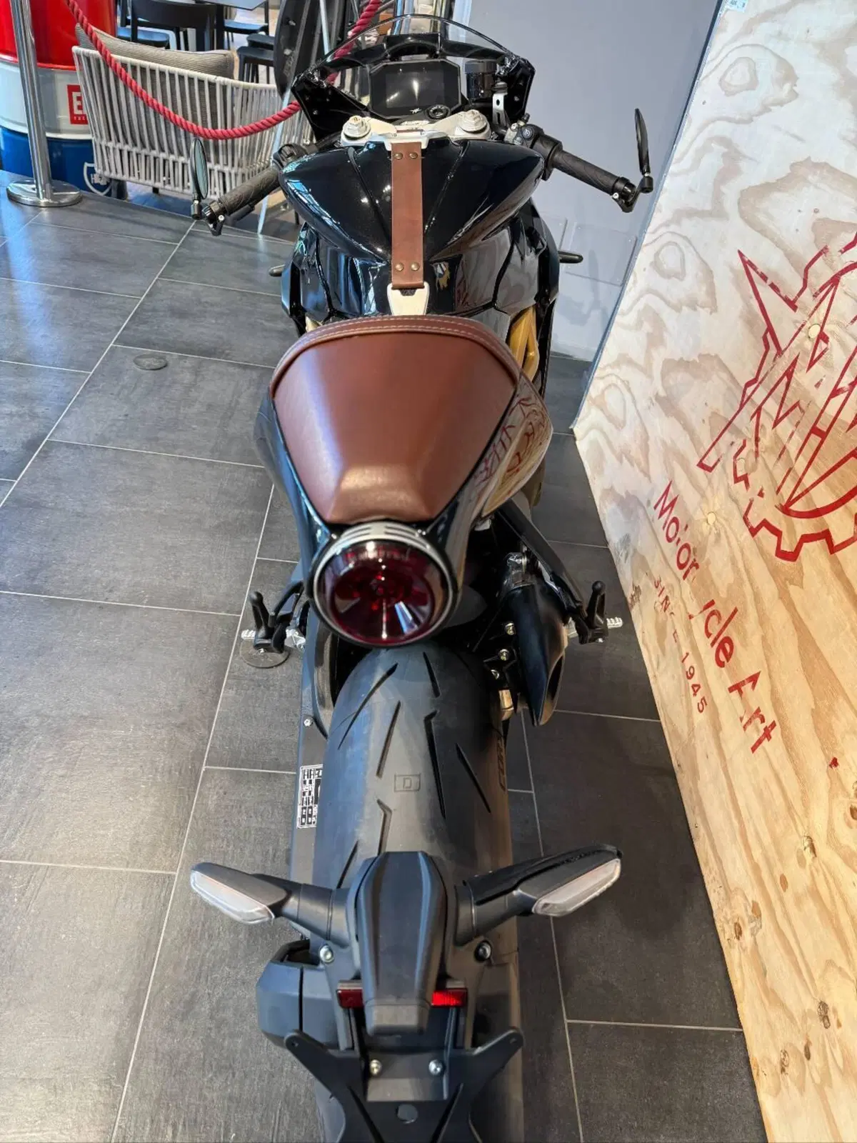 MV Agusta Superveloce 800 S (2021 - 25) (10)