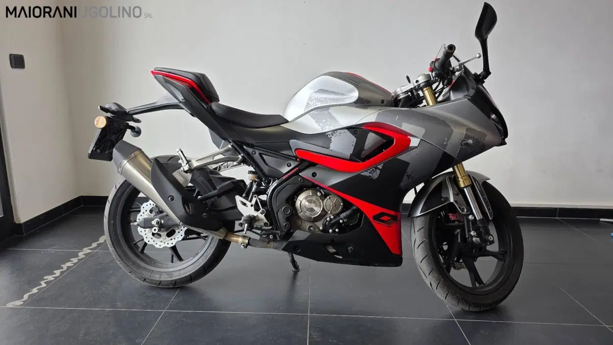 QJ Motor SRK 125 R (2025 - 26)