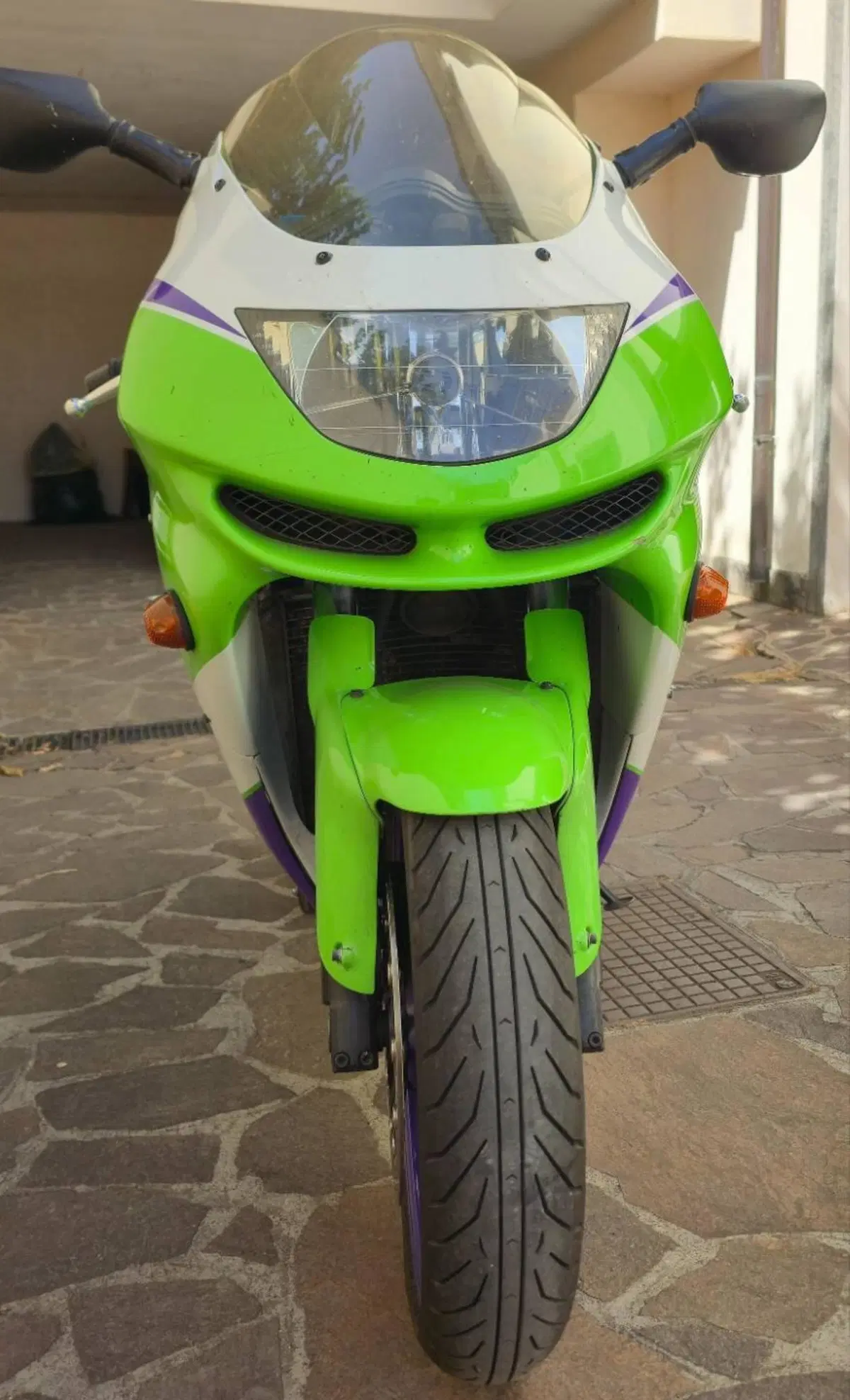 Kawasaki ZX-6R (5)