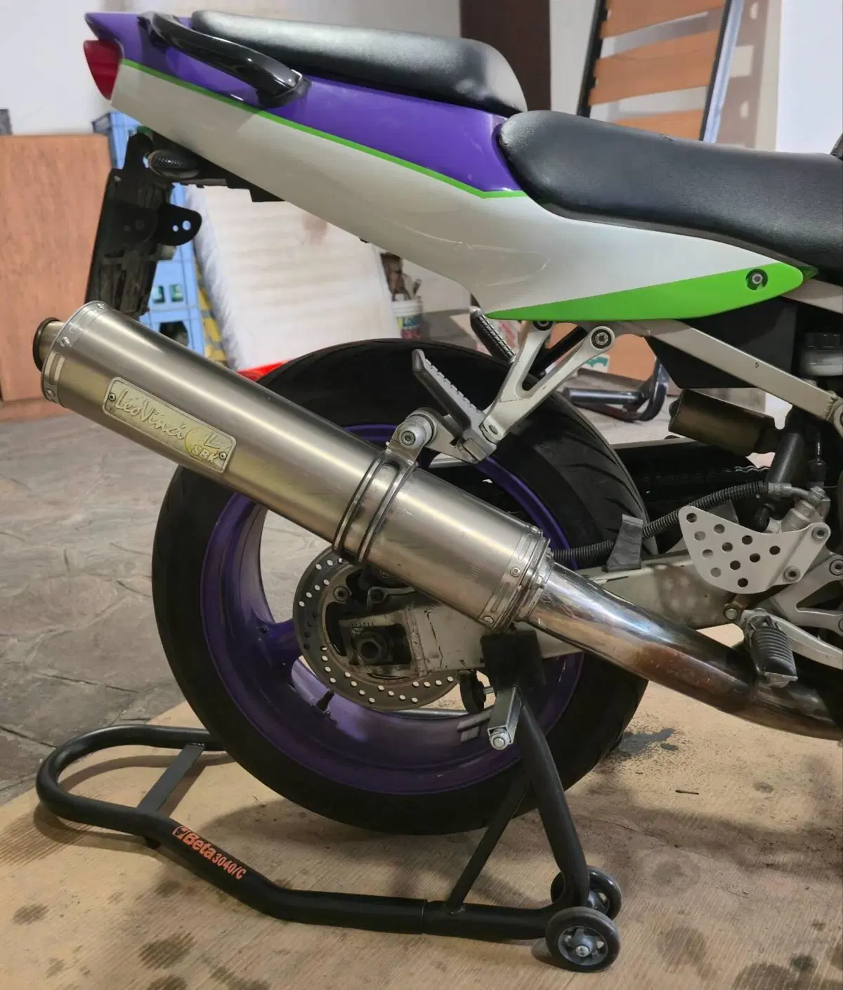 Kawasaki ZX-6R (6)