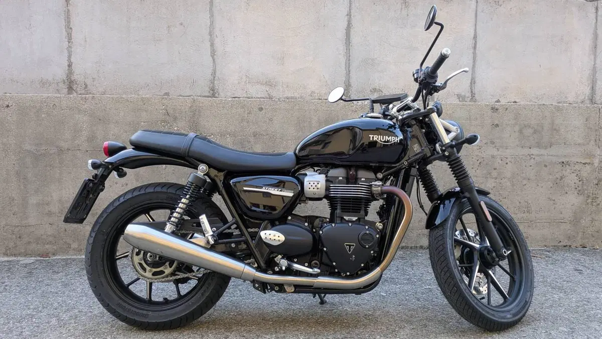Triumph Street Twin 900 (2019 - 20) (2)