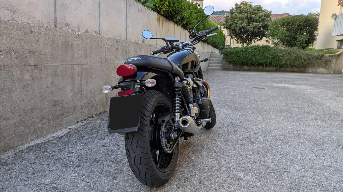 Triumph Street Twin 900 (2019 - 20) (4)