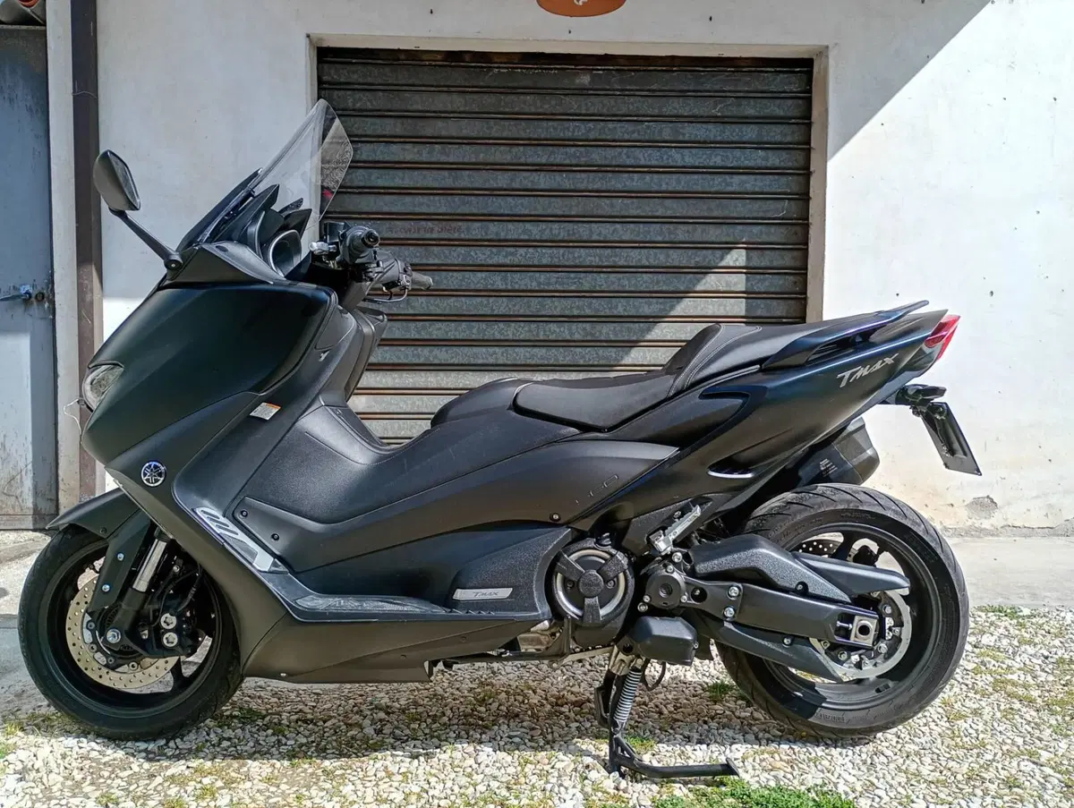 Yamaha T-Max 560 (2020 - 21) (2)