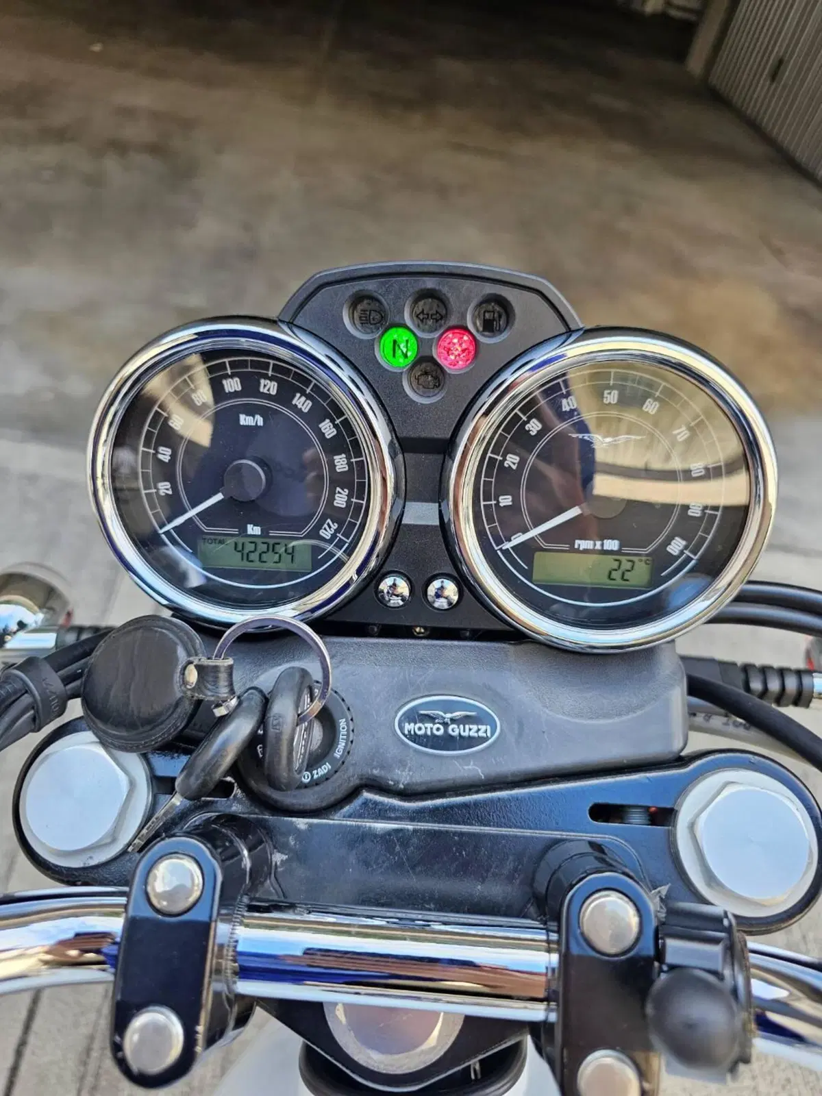 Moto Guzzi V7 Special (2012 - 14) (7)
