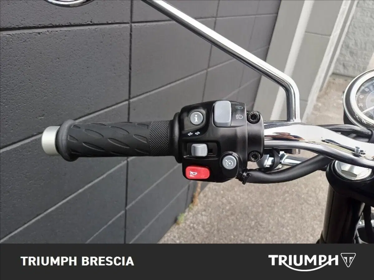 Triumph Bonneville T120 (2026) (8)