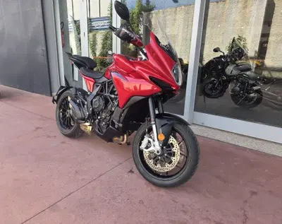 MV Agusta Turismo Veloce 800 R (2023 - 26) usata