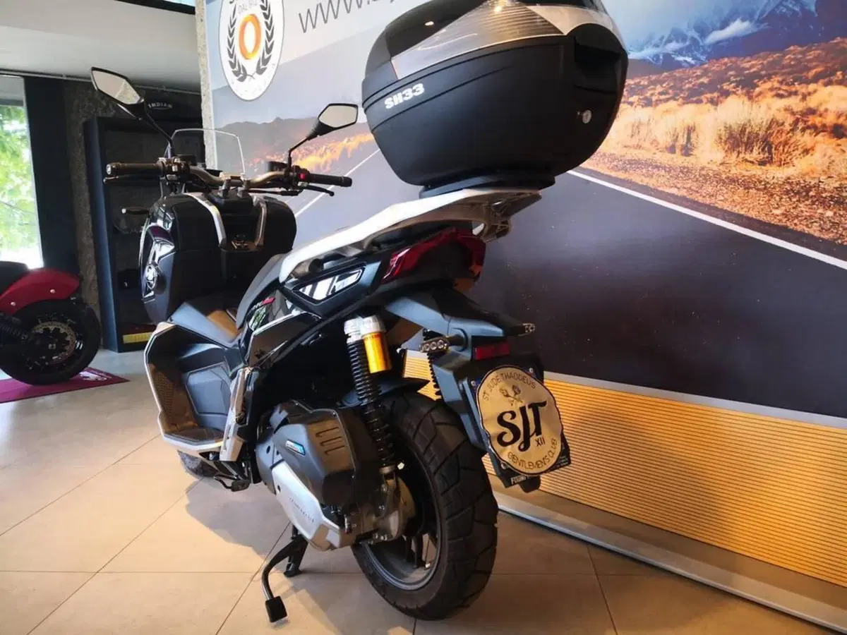 QJ Motor ATR 125 (2025 - 26) (8)