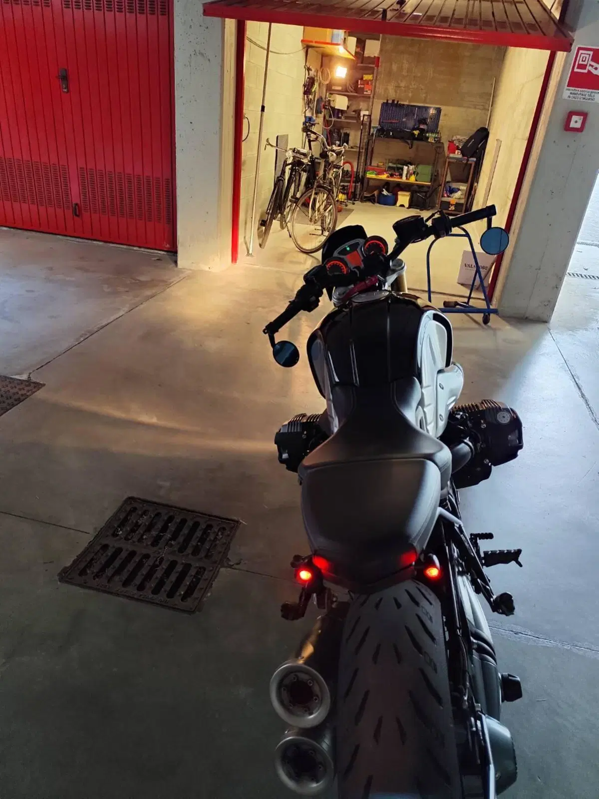 Bmw R nineT 1200 (2014 - 16) (5)