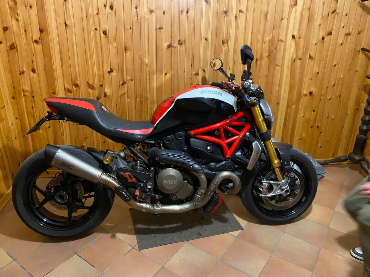 Ducati Monster 1200 S (2014 - 16)