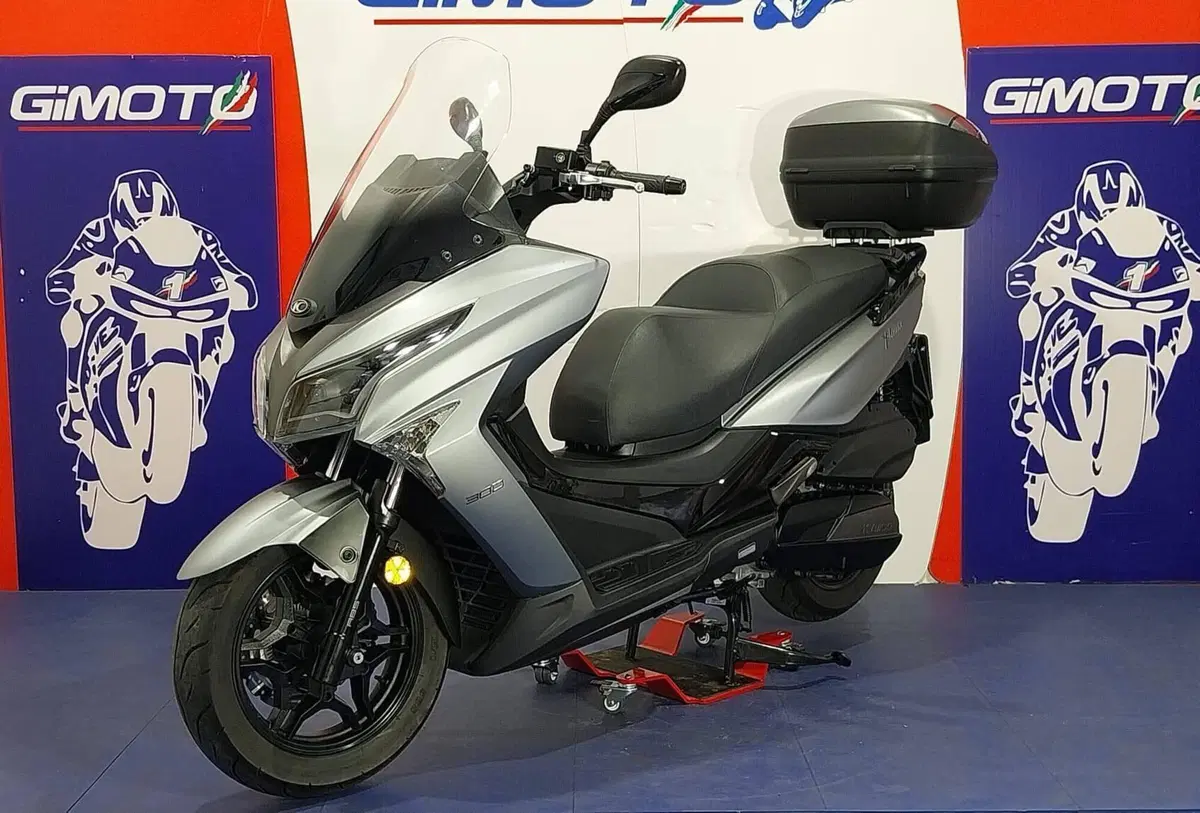 Kymco X-Town 300i City (2021 - 25) (3)