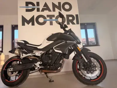 CFMOTO 800NK Advanced (2023 - 26) usata