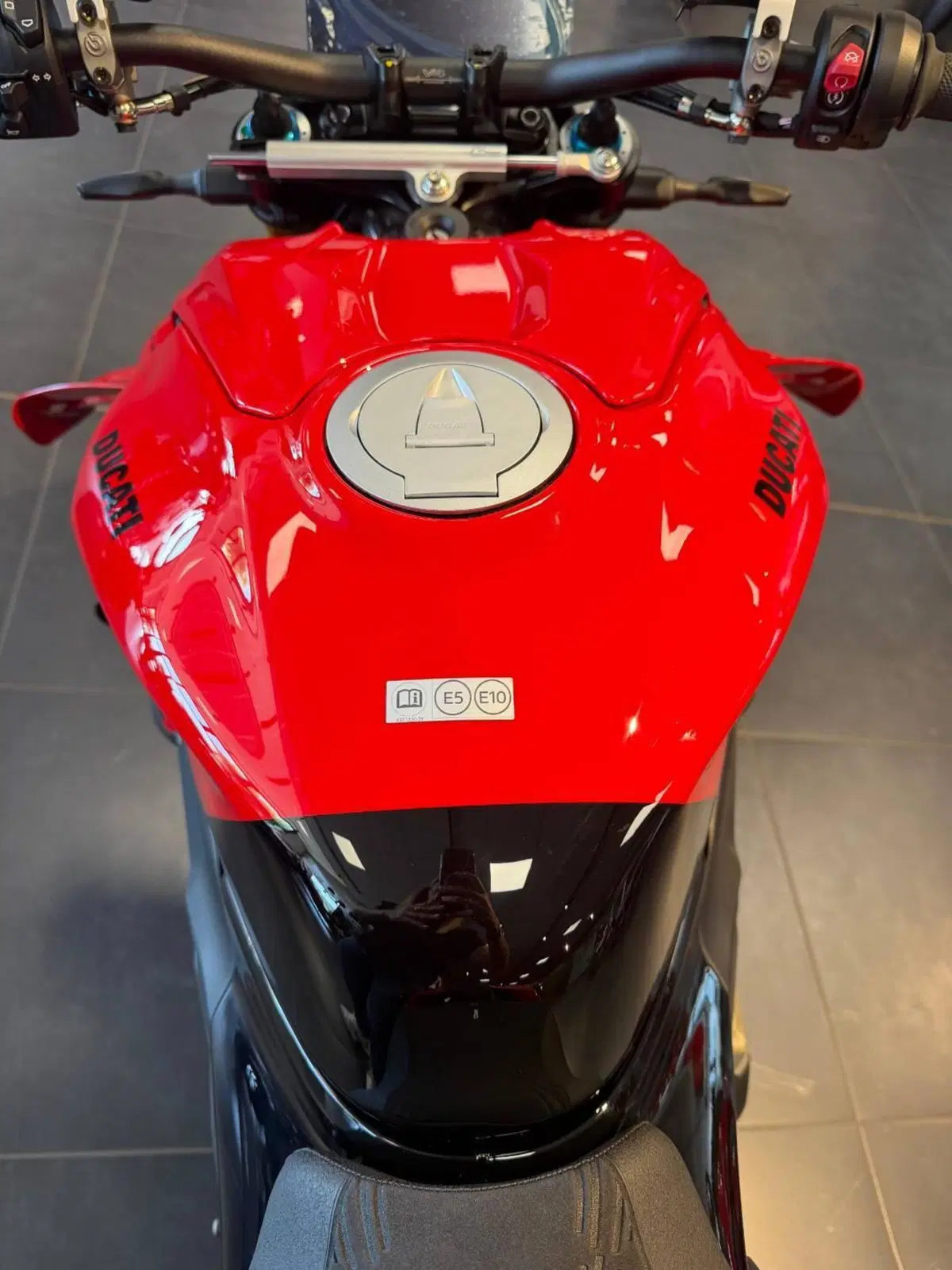 Ducati Streetfighter V4 S (2025 - 26) (15)