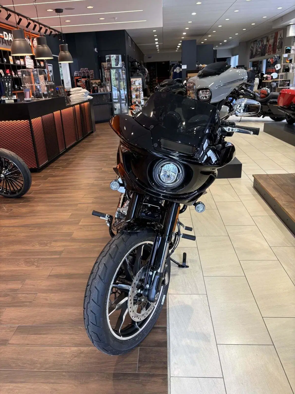 Harley-Davidson Low Rider ST (2025 - 26) (3)