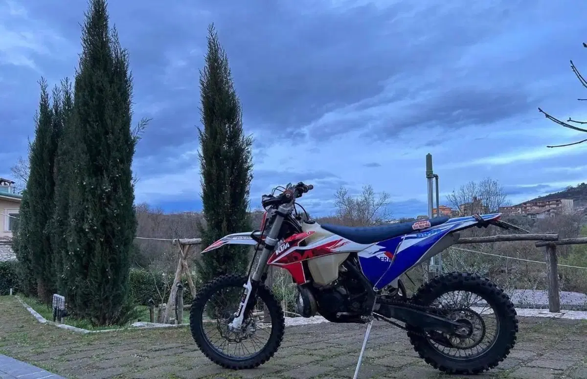 KTM 300 EXC E TPI (2020) (2)