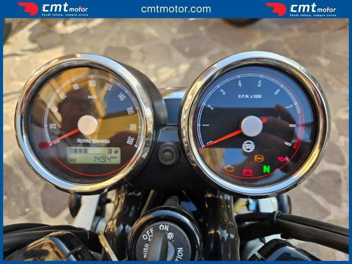 Royal Enfield Interceptor 650 (2021 - 26) (5)